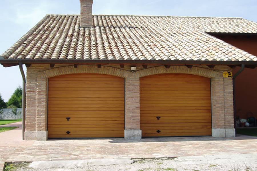 Puertas seccionables - Carpinteria de Aluminio